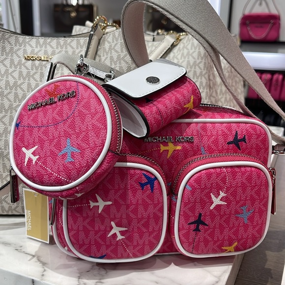 Michael Kors Jet Set Leather Medium Crossbody Bag with Case for Apple Airpods Pr - Picture 16 of 16